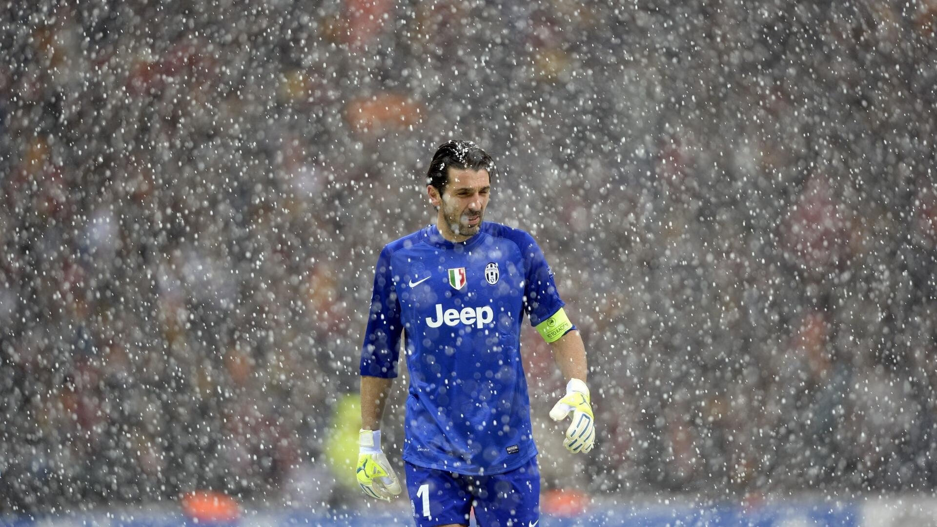 伊朗球队体能训练强化,伊朗队球员